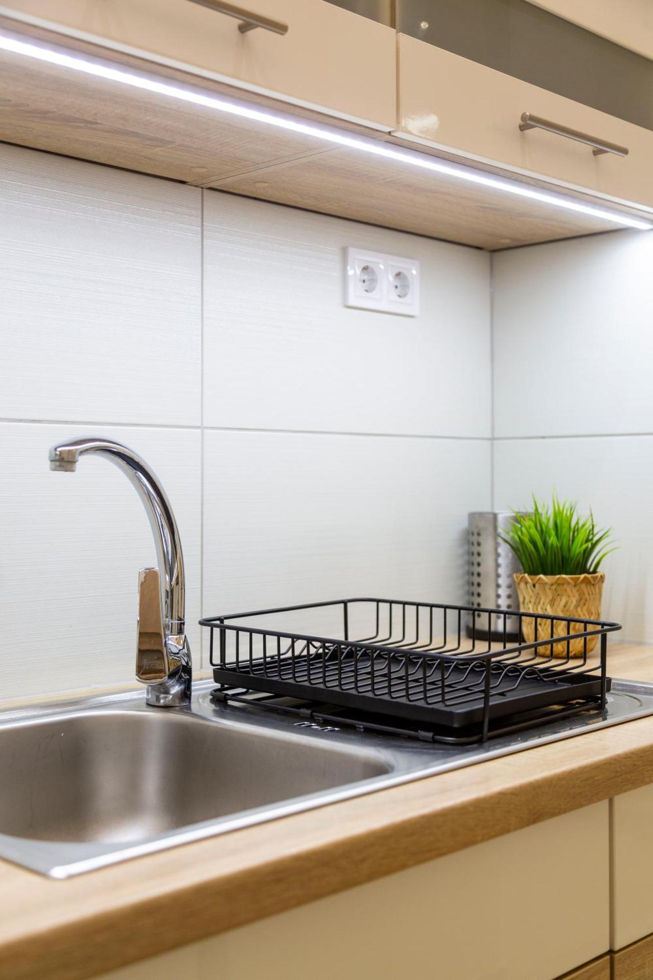 Spacious Bajcsy Residence In The Heart Of 布达佩斯 外观 照片