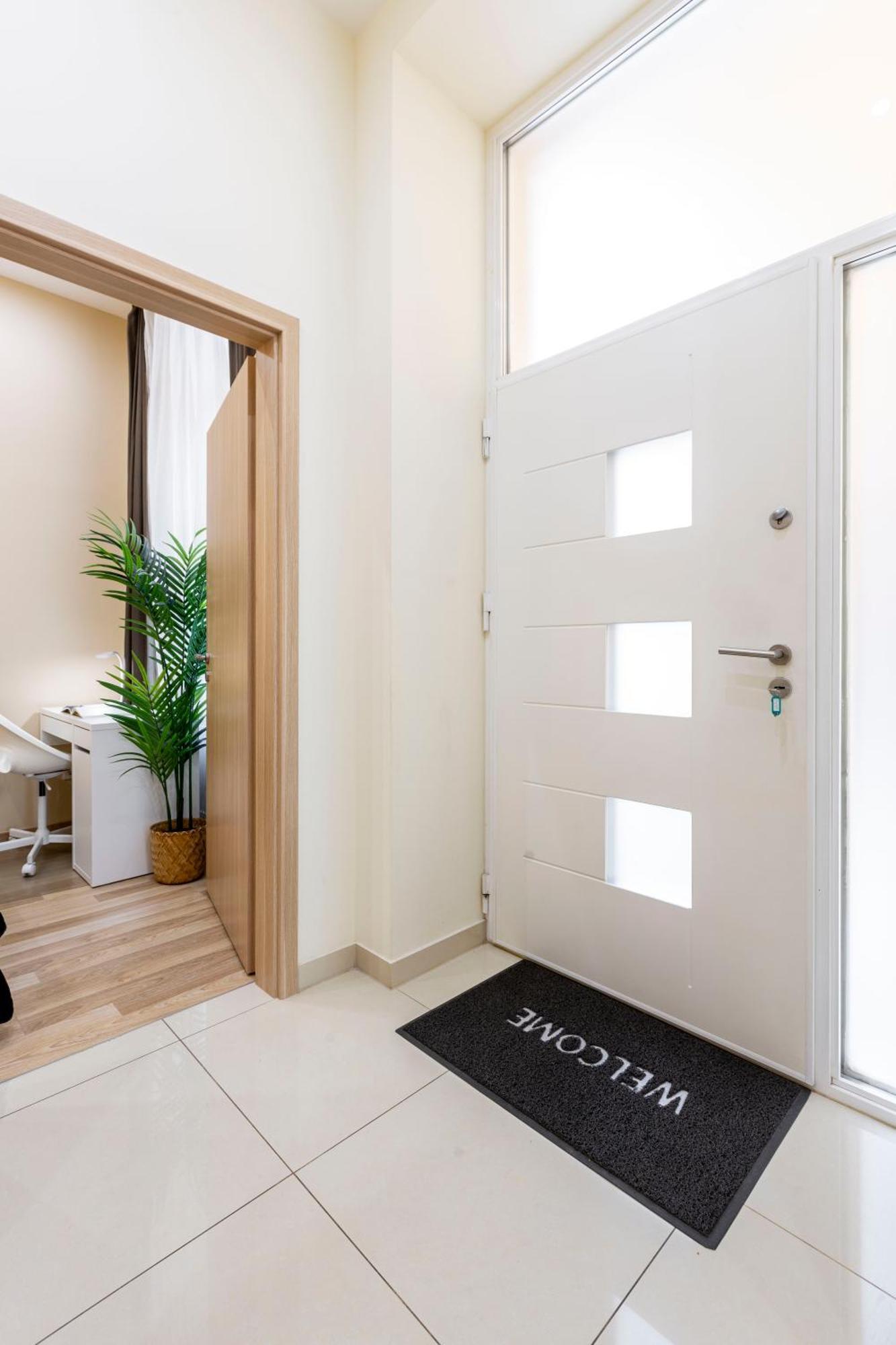Spacious Bajcsy Residence In The Heart Of 布达佩斯 外观 照片